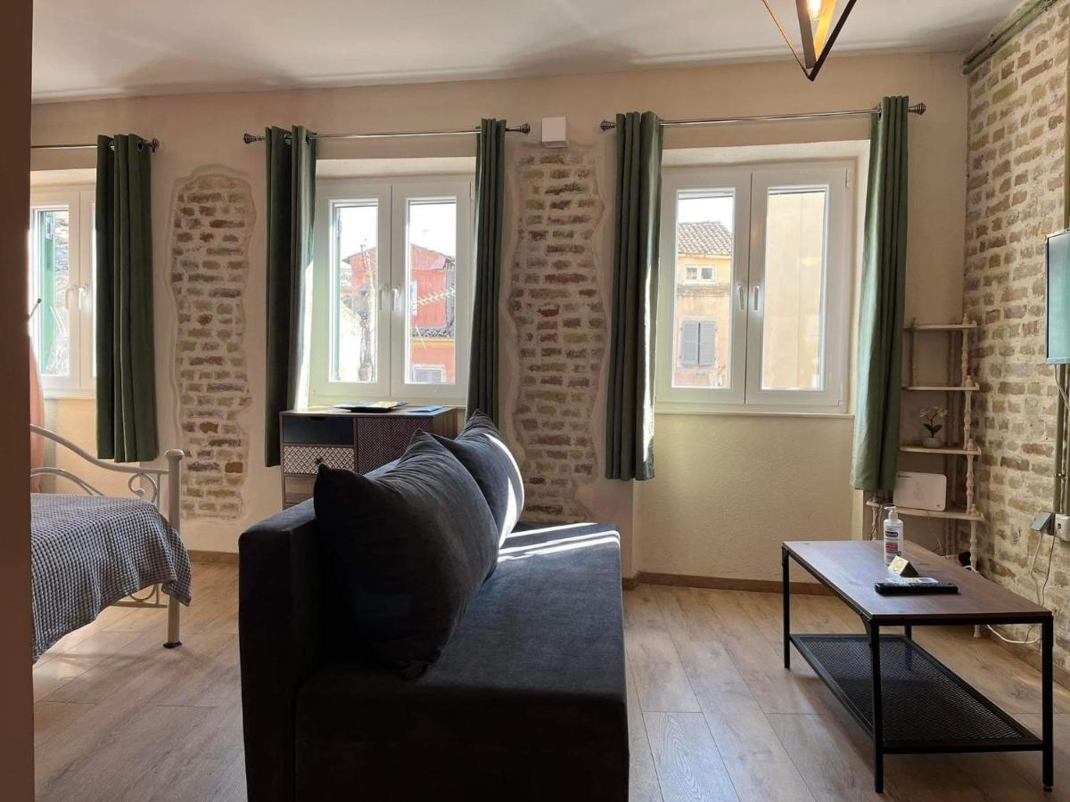 Cosy Old Port Apt In Old Town Corfu (city)